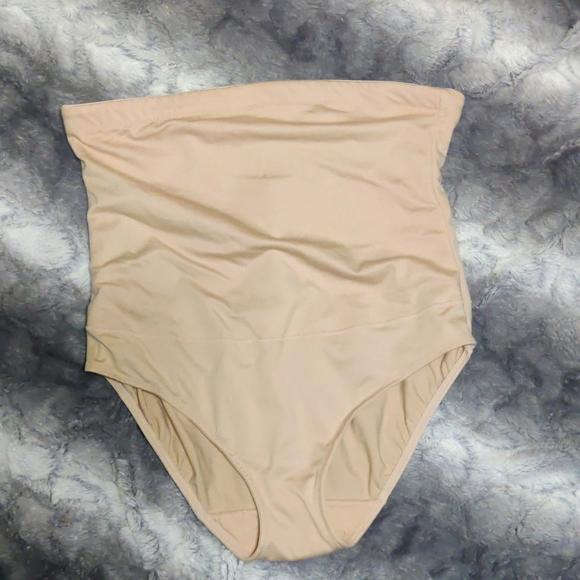 Maidenform Intimates & Sleepwear Maidenform High Waist Shaping